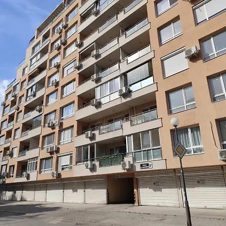 Sofia With Balcony & Free Parking Apartamento